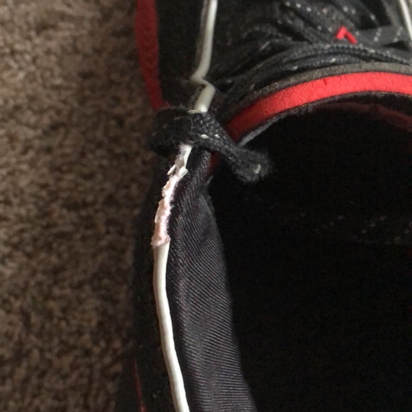 Used Lebron 20s - Picture 2 of 13